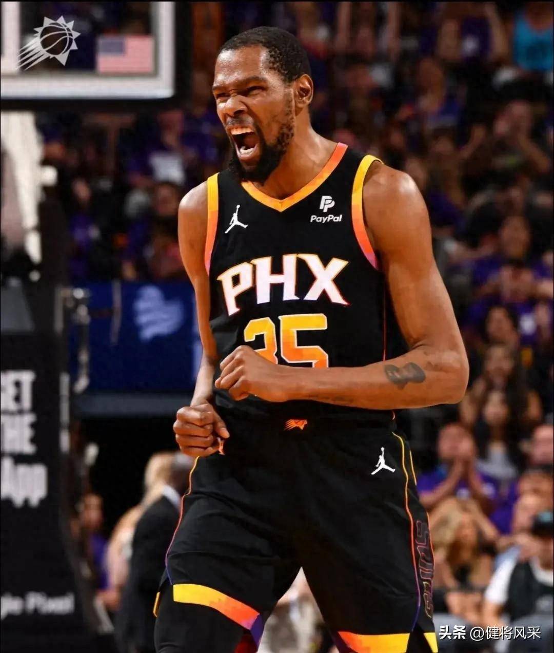 关于杜兰特回归赛场，战术调整首场状态亮眼，巴塞罗那观众沸腾！的信息